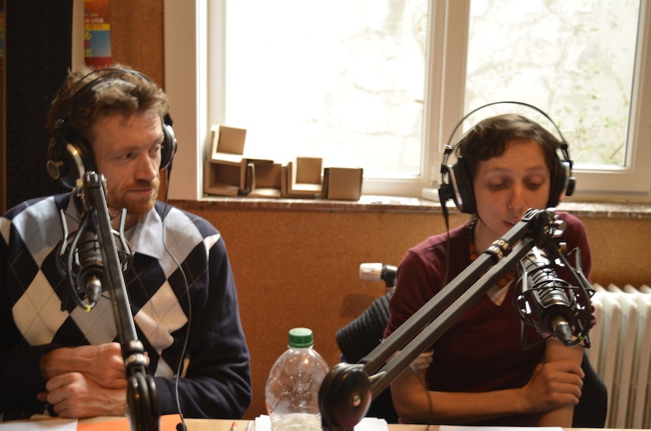 Enregistrement de l'émission dans le studio de Radio Air Libre