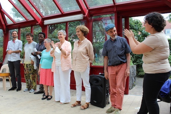 Lectrices et lecteurs au Jardin des Sens (Anderlecht)